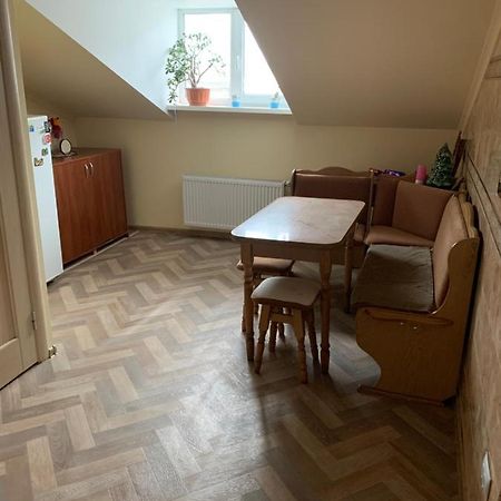 Затишна Оселя / Уютные Апартаменты / Cosy Home リヴィウ エクステリア 写真